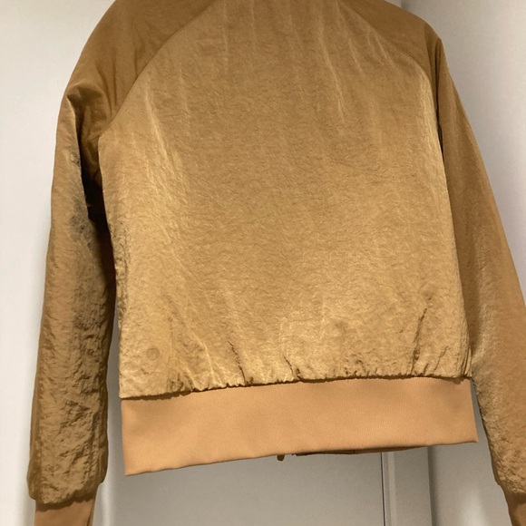 Gold Quilted Bomber Jacket lululemon - Picture 4 of 6